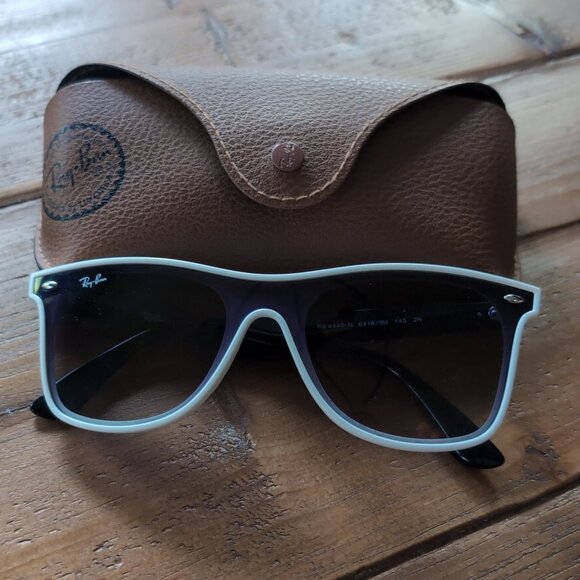 Ray-Ban Blaze Wayfarer Sunglasses - Picture 1 of 5